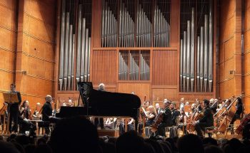 Иван Янъков плени българската публика с концерт по Рахманинов в зала „България“